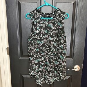 Simply Vera Vera Wang Black and White Floral Blouse